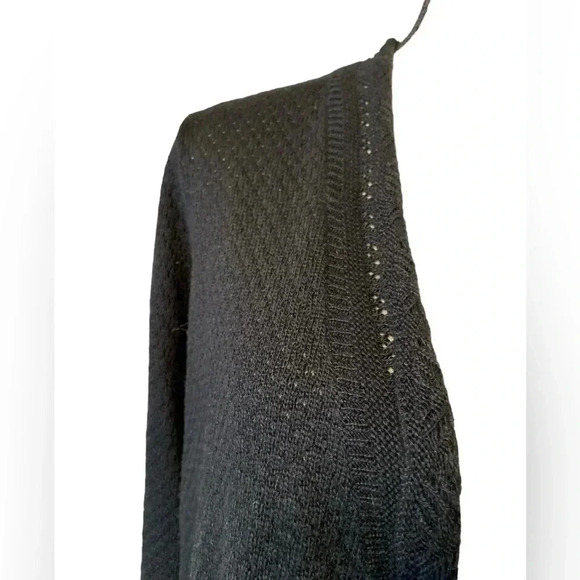 NINALEONARD little black sweater - Picture 2 of 8